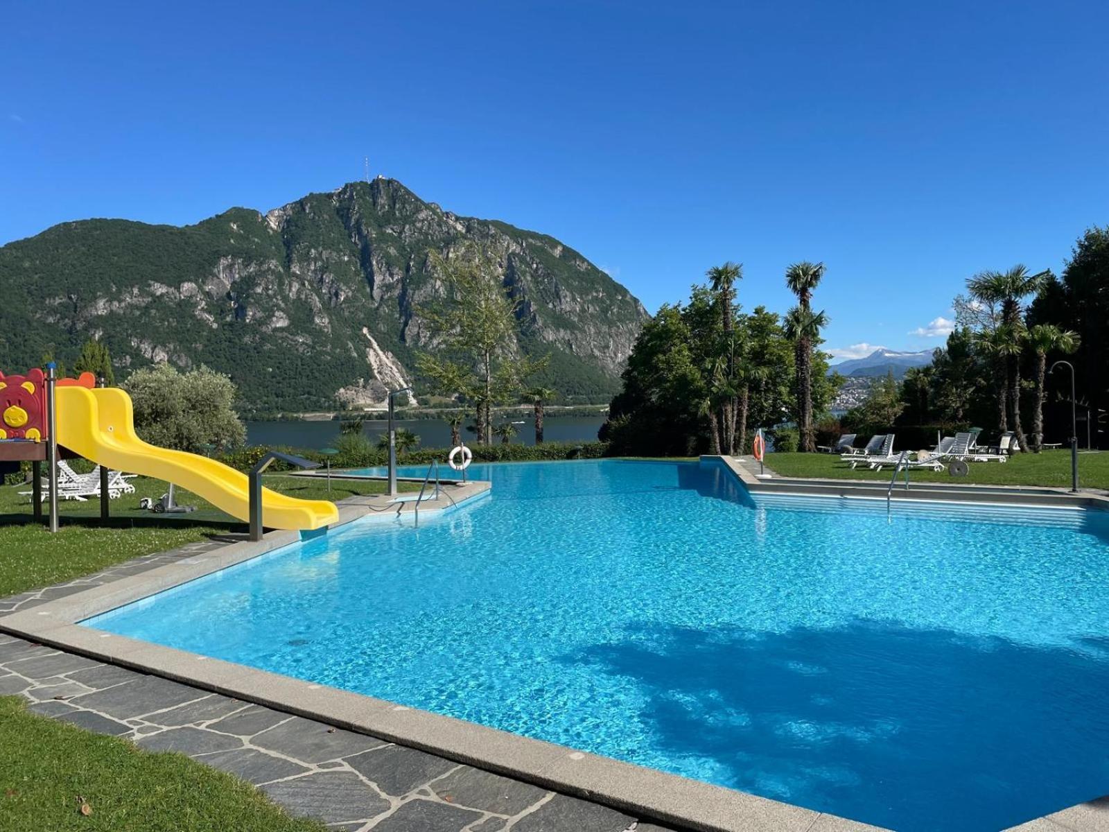 Luganersee, Pool, Strand, Parkplatz, Suite 204 ビッソーネ エクステリア 写真